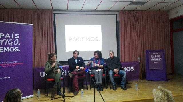 Podemos: 'Los vecinos de los pequeños municipios tienen que denunciar la corrupción'