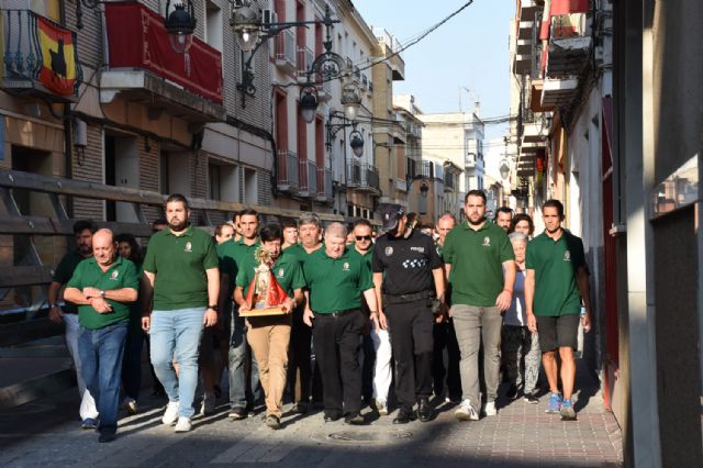 Primer encierro taurino de las fiestas de Calasparra rápido y concurrido