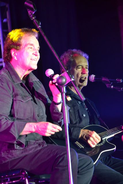El concierto del Dúo Dinámico cierra con 'guinda' la Feria y Fiestas de Calasparra