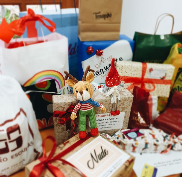 Campaña navidad en el comercio local. Sigue la navidad con Rodolfo y Doroteo