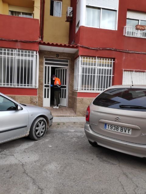 En Calasparra el reparto de material escolar de los centros educativos lo realiza Protección Civil
