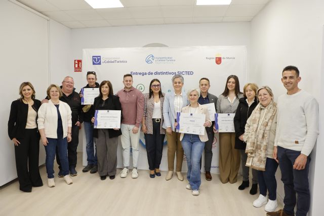 La Comunidad entrega reconocimientos a cinco servicios turísticos de Calasparra por su compromiso con la calidad