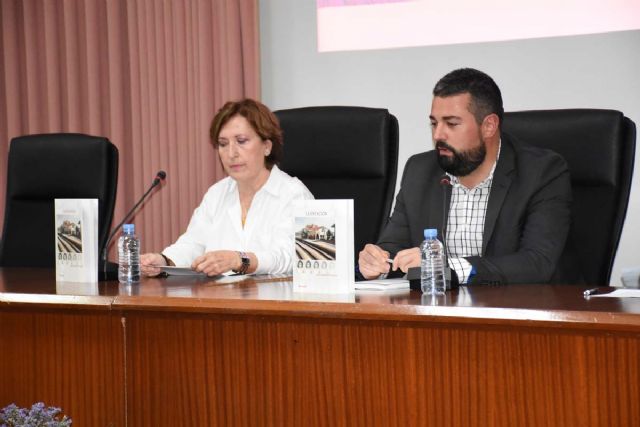 Presentación del libro 'La Estación' de la autora Juana Martínez Vázquez