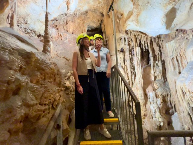 La Cueva del Puerto de Calasparra es incluida en la campaña ´Un caso de éxito, el éxito de todos´