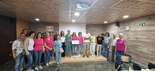 Las empresas Tecminsa y Qalat, gestoras de la Cueva del Puerto donan 1.500 euros al Colectivo Calasparra Se Mueve