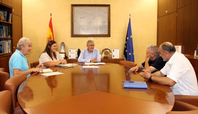 El presidente de la CHS se reúne con representantes de la Comunidad de Regantes TTS de Calasparra y Cieza