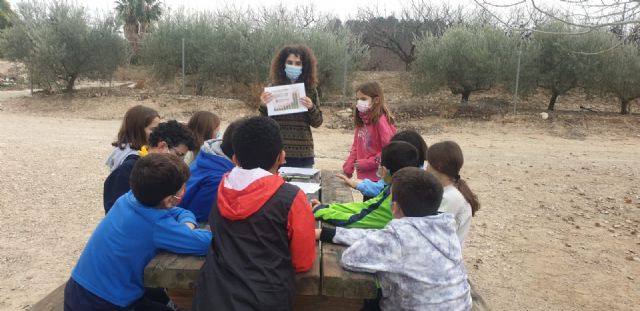 El Ayuntamiento de Calasparra realiza una actividad entre los escolares de la localidad para concienciar sobre la importancia de la polinización