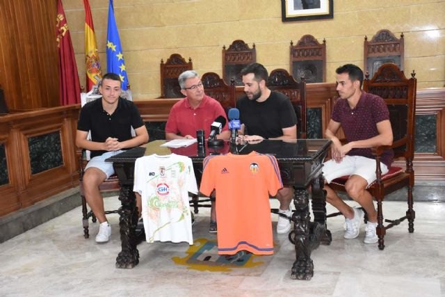 El F.B. Calasparra, club convenio de el Valencia C.F