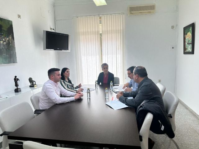 Reunión entre la Dirección General de Vivienda y el Ayuntamiento de Calasparra