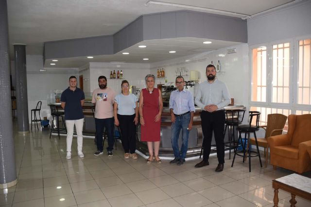 El Bar del Club de la Tercera Edad vuelve a abrir sus puertas con nueva gerencia