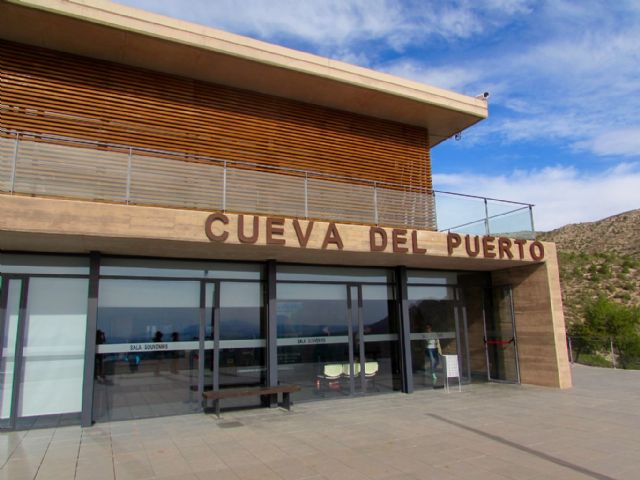 El ayuntamiento de Calasparra sacan a licitación la gestión del servicio del complejo turístico 'Cueva del Puerto de Calasparra'