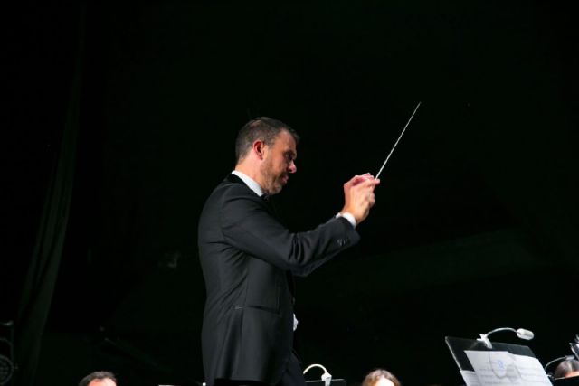 El maestro Julián Andreo se despide como director musical de la Asociación Banda de Música de Calasparra en el concierto en honor a Santa Cecilia