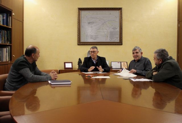 El presidente de la CHS mantiene una reunión de trabajo con la Comunidad de Regantes de Calasparra y Cieza