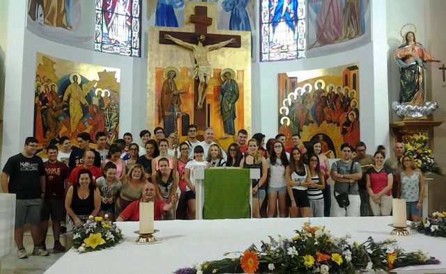 Unos 60 jóvenes de la parroquia de Los Barqueros peregrinan a Calasparra