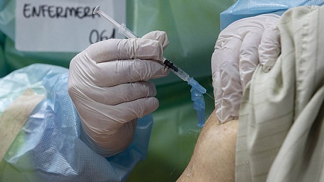 El Centro de Salud vacunará contra la COVID-19 a más de 800 personas esta semana