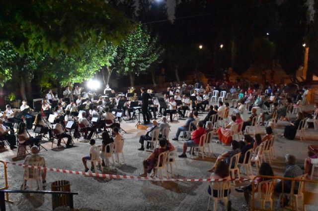 Concierto de la Asociación Banda de Música de Calasparra en el Santuario de Nuestra Señora Virgen de La Esperanza, verano 2020