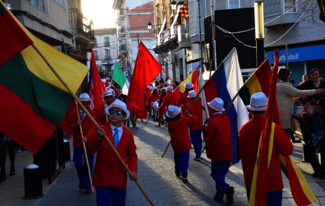 Los disfraces y la alegría toman las calles de Calasparra durante el pasacalles de su carnaval infantil 2020