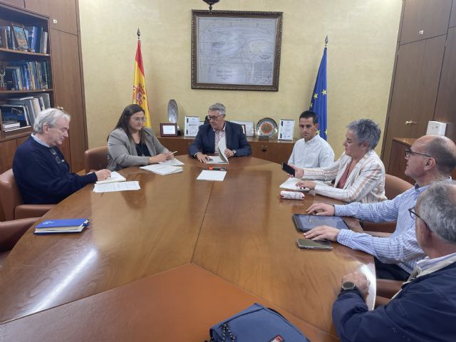 El presidente de la CHS se reúne con la alcaldesa de Calasparra y la comunidad de regantes del Argos El presidente de la CHS se reúne con la alcaldesa de Calasparra y la comunidad de regantes del Argos